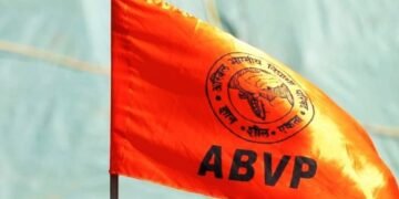 কমিউনিস্ট মতাদর্শের বই থাকায় বইমেলা করতে দিল না এবিভিপি, খবর গণশক্তির