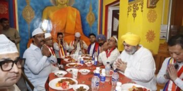 কলকাতায় বৌদ্ধদের উদ্যোগে ইফতার অনুষ্ঠান