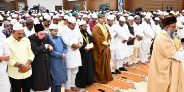অন্ধ্র প্রদেশের মুখ্যমন্ত্রী চন্দ্রবাবু নাইডু নামাজ পড়লেন