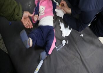 ঈদের দিনে গাজায় ইসরাইলি হামলায় শিশুসহ নিহত ৮