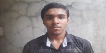 মা নেই, চরম দারিদ্রতাকে হারিয়ে এতিম মহম্মদ সেলিম মাধ্যমিকে রাজ্যে চতুর্থ