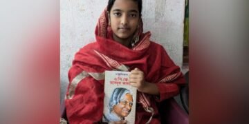 ফেরিওয়ালার কন্যার কৃতিত্ব, হাই মাদ্রাসায় রাজ্যে তৃতীয় স্থান অধিকার করল আলিফনূর