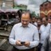 মুর্শিদাবাদে স্কুলগাড়ি ও ট্রেনের সংঘর্ষে গ্রেপ্তার গেটম্যান, গাফিলতির অভিযোগে সাসপেন্ড ২; ঘটনাস্থলে অধীর চৌধুরী